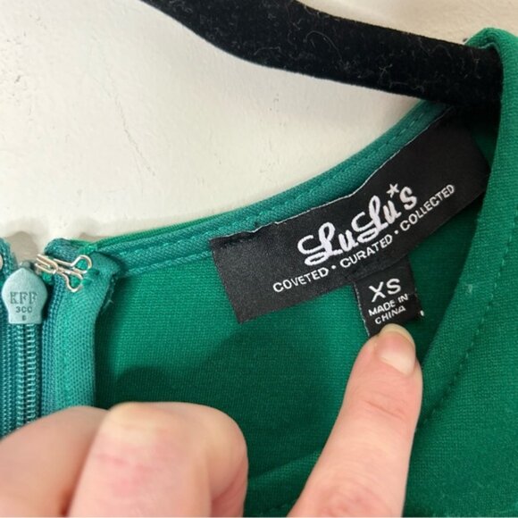 LULU's Cumulonimbus Clouds Magenta Skater Dress Green Ponte Scalloped hem XS - Picture 8 of 16